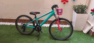 Bicicleta 24", para 6-10 años