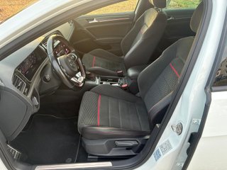 Volkswagen Golf GTI 7.5 Perfomance 2020