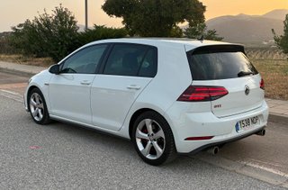 Volkswagen Golf GTI 7.5 Perfomance 2020
