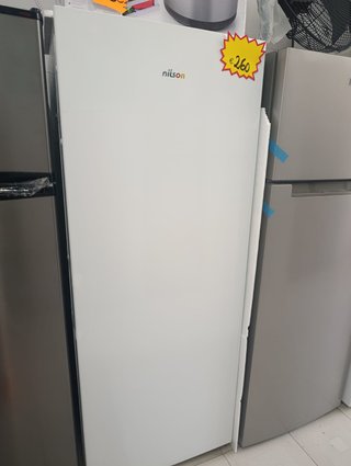 Congelador vertical NILSON