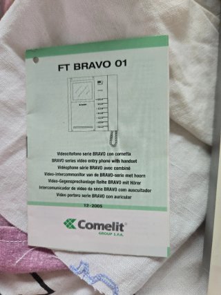 Videoportero Comelit Bravo 01