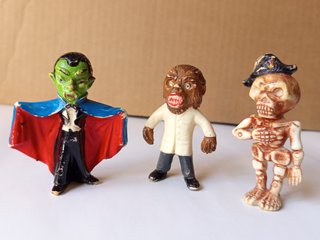 Lote 3 Figuras Monstruos Castillo Airgam 70s
