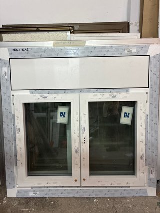 Ventana PVC 2 hojas oscilobatiente