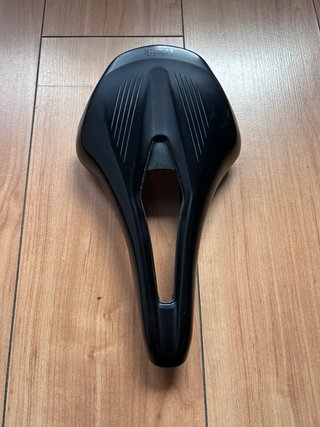 Sillín Fizik Vento Argo Negro