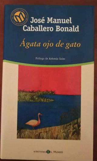 4 libros de literatura. Tapa dura