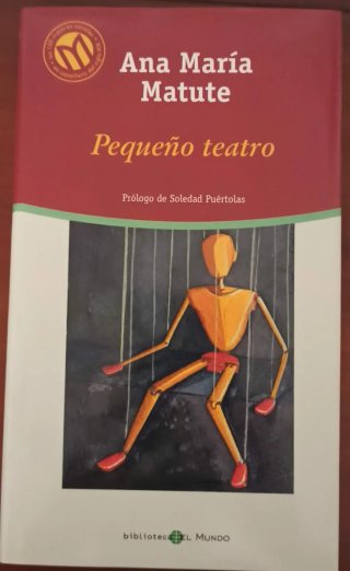 4 libros de literatura. Tapa dura