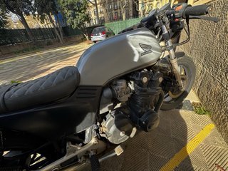 Honda CB750 F Naked plata/Gris