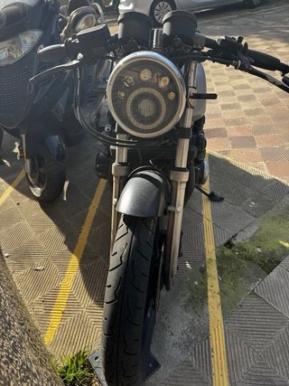 Honda CB750 F Naked plata/Gris