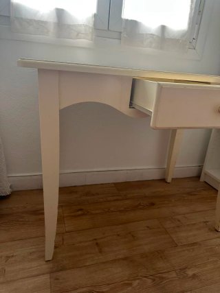 Escritorio madera maciza con cajón