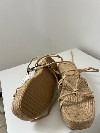 Sandalias de esparto con cuerdas