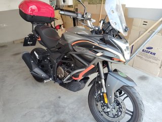 Moto Voge 300DS Regalo Casco, Chaqueta y Pantalón
