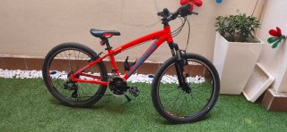 Bicicleta 24". Muy Ligera. Gama alta