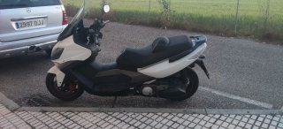 Kymco 450 Maxi Scooter