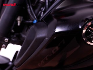 YAMAHA MT 07