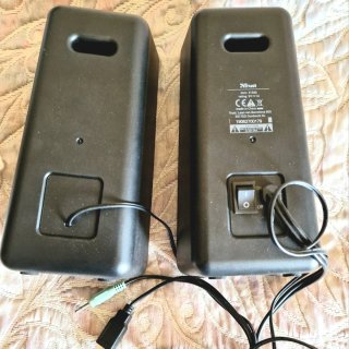 Altavoces Trust USB Negros