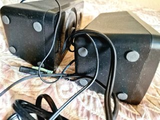 Altavoces Trust USB Negros