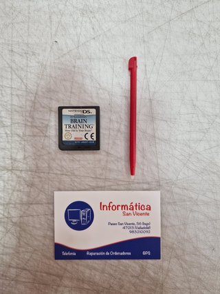 Nintendo DSi Roja + Brain Training