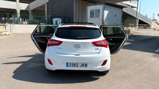 Hyundai i30 2015 - Black Line 115cv + Techo