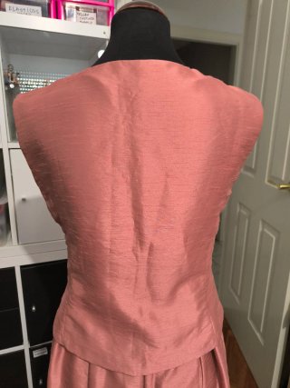 Conjunto top bordado y falda evase invitada boda