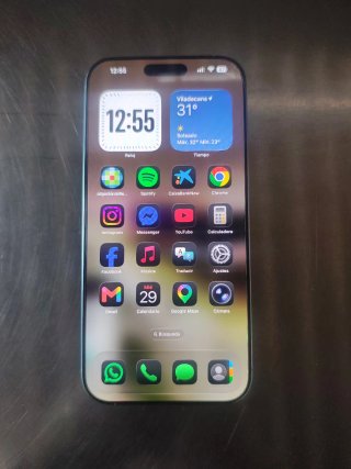iPhone 16 pro max impermeable con caja y cargador