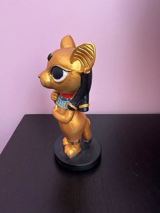 Estátua Bastet Dourada Egípcia