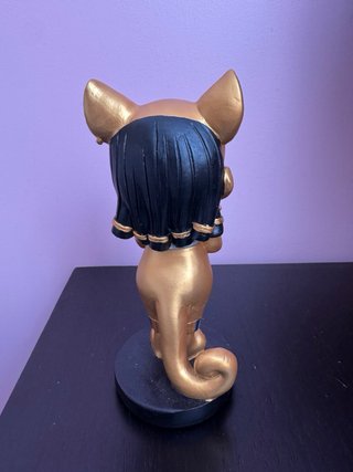 Estátua Bastet Dourada Egípcia
