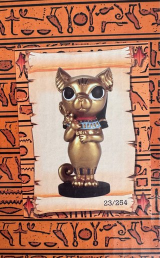 Estátua Bastet Dourada Egípcia