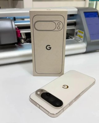 Google Pixel 10 Pro XL 256GB Dorado/Blanco