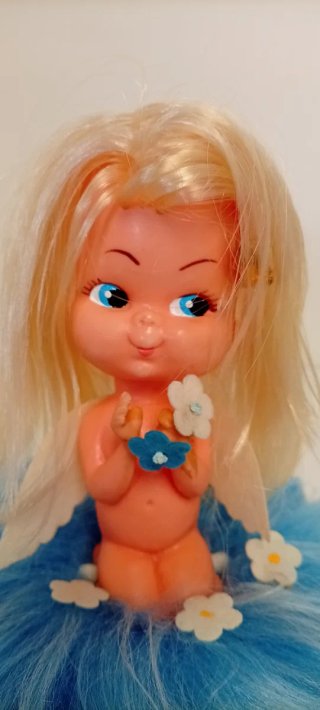MUÑECA ANGELITO DEL CARIÑO ANTIGUA CON SU CAMPANA