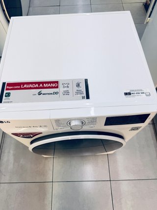 Lavadora Secadora LG 8kg Direct Drive