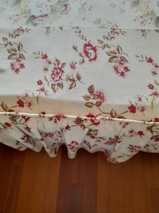 Colcha antigua de lino y arpillera