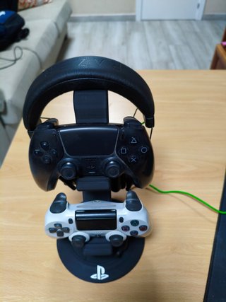 Soporte Mandos PS5/PS4 y Cascos 3D