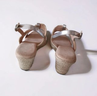 Sandalias Cuña Piel Pitillos T36 (Modelo 1683)
