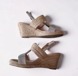 Sandalias Cuña Piel Pitillos T36 (Modelo 1683)