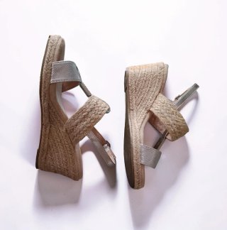Sandalias Cuña Piel Pitillos T36 (Modelo 1683)