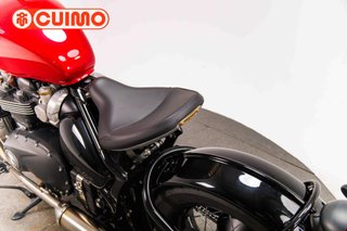 TRIUMPH BONNEVILLE BOBBER