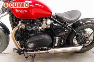 TRIUMPH BONNEVILLE BOBBER