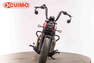 TRIUMPH BONNEVILLE BOBBER