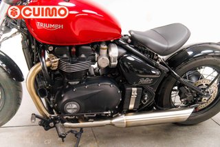 TRIUMPH BONNEVILLE BOBBER