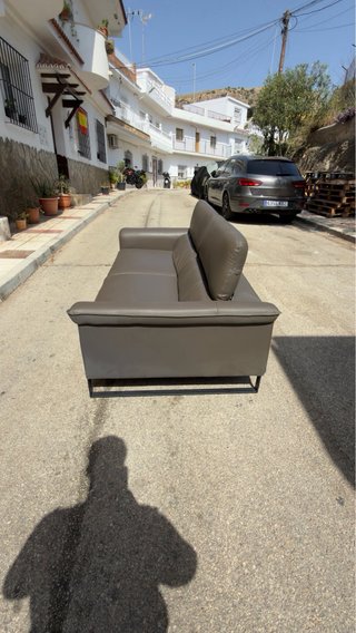 Sofá de piel de 3 plazas y 2 asientos