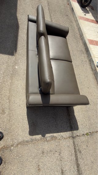Sofá de piel de 3 plazas y 2 asientos