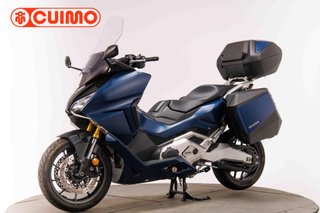 HONDA FORZA 750