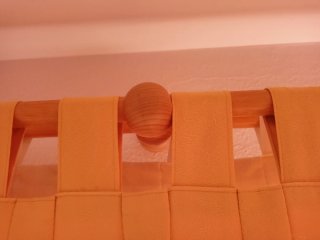 Conjunto de Cortinas en  Naranja y visillo blanco