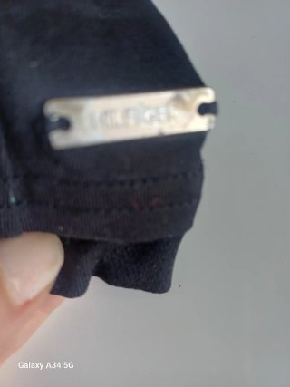 Top deportivo Tommy Hilfiger negro