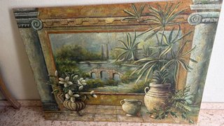 Mesa auxiliar decorada-Espejo-Jarrón-Cuadro
