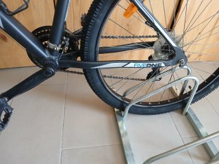 Bicicleta Rockrider con soporte