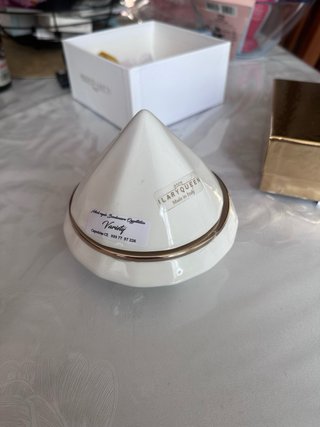 Candela Ilary Queen bianca e oro