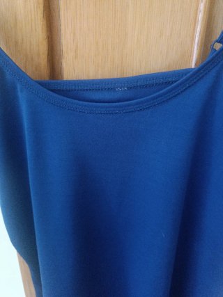 Vestido estampado muy ligero impecable