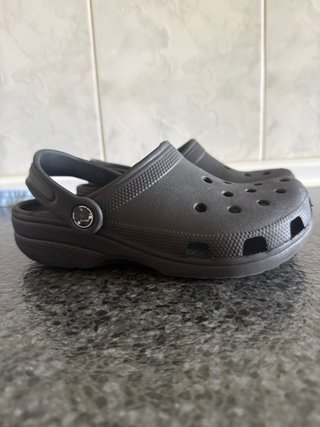 Crocs Negro Talla 2 (34-35)