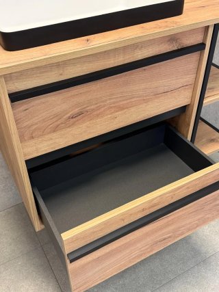 Mueble de baño de madera nuevo sin usar